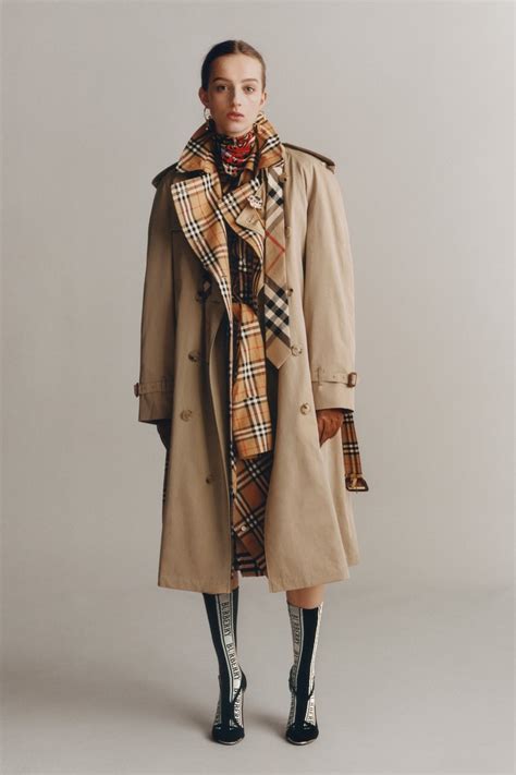 burberry iconic trench coat|burberry trench coats outlet store.